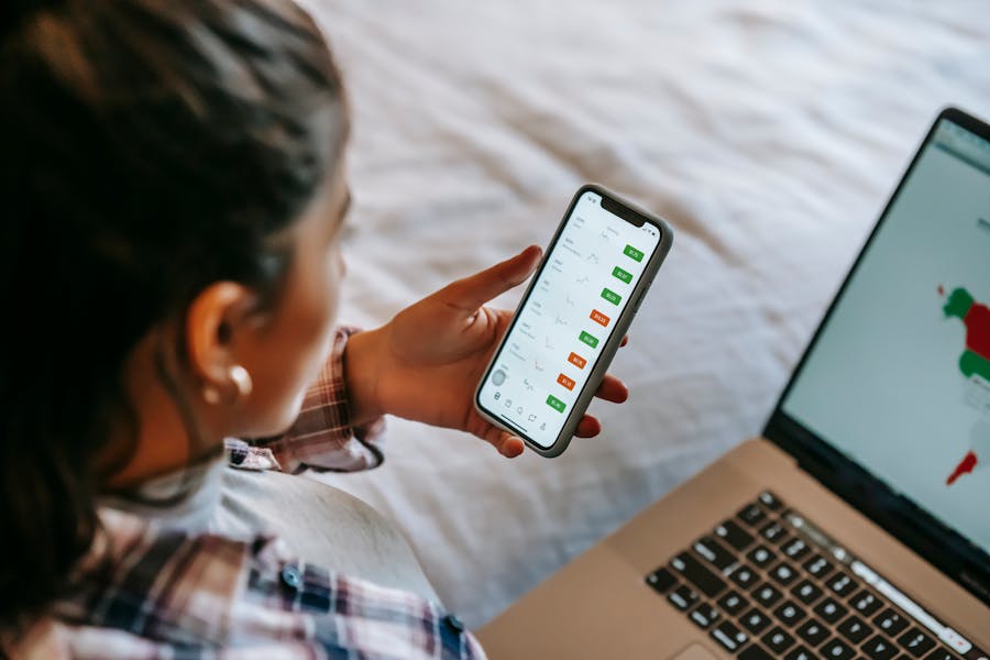Cover for Grow Your Wealth: 3 Dividend Stocks to Buy with $500 and Forget About!