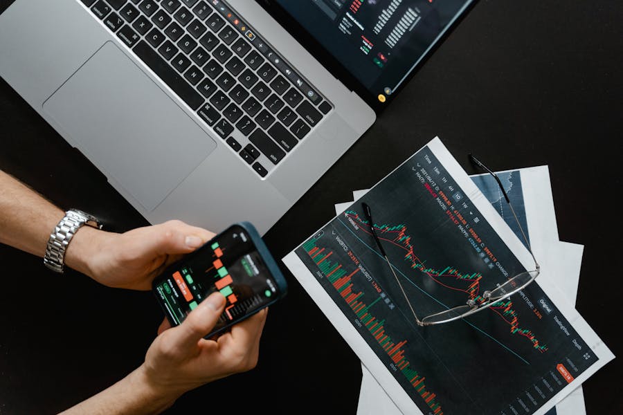 Cover for Guide to Public Dealing Disclosures by Exempt Principal Traders